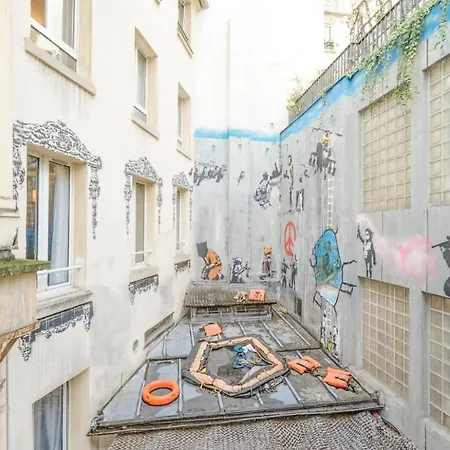 Hotel Walled Off