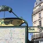 Hotel Walled Off