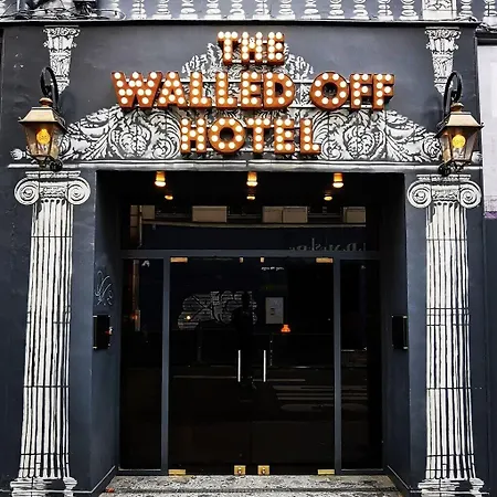 Walled Off *