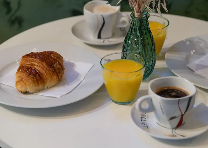 ホテル Walled Off パリ